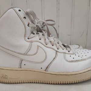 Nike Air Force One 07' White High-Top Sneakers Size 7.5